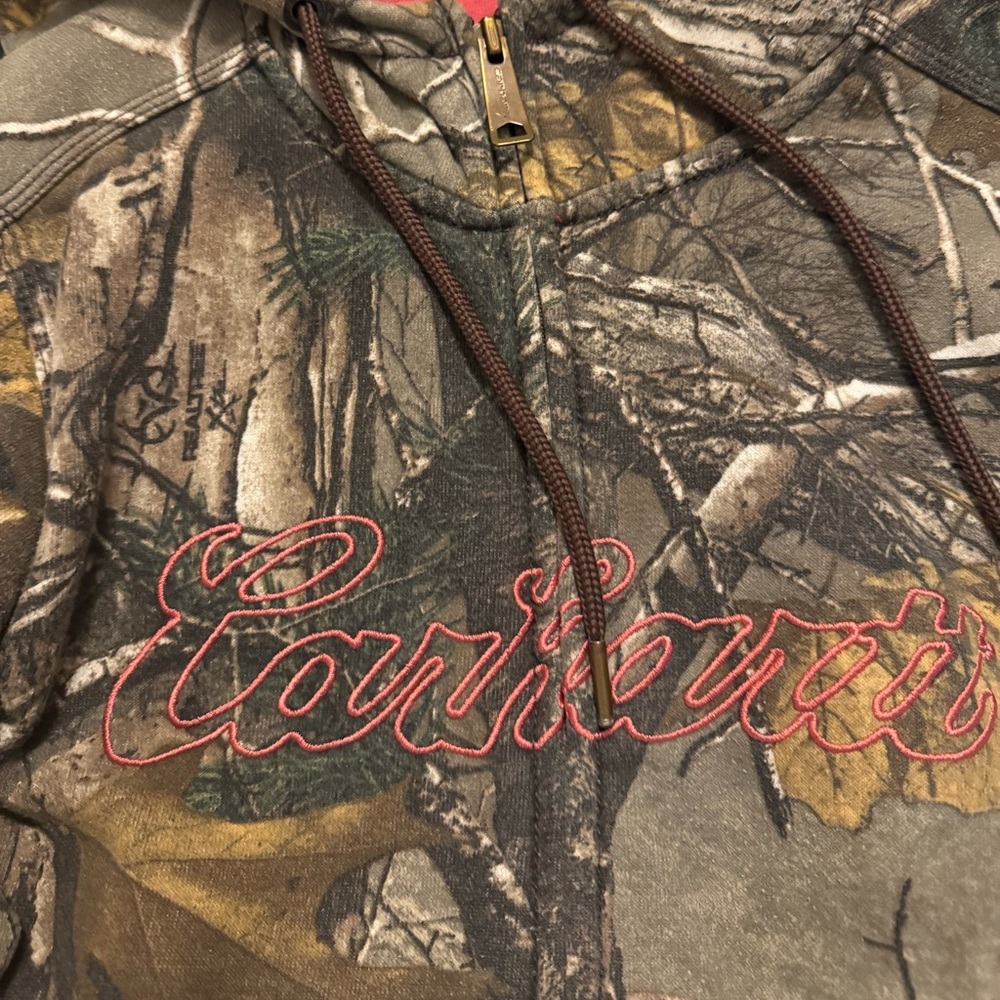 Camo zip up hoodie